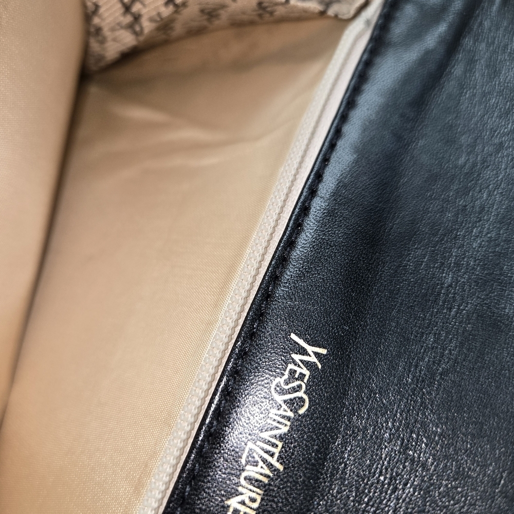 Yves Saint Laurent Vintage Black Patent Clutch - Picture 7 of 17